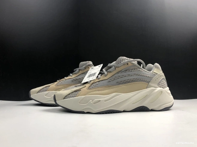 Adidas Cream Boost Yeezy Cream V2 GY7924 700 0728